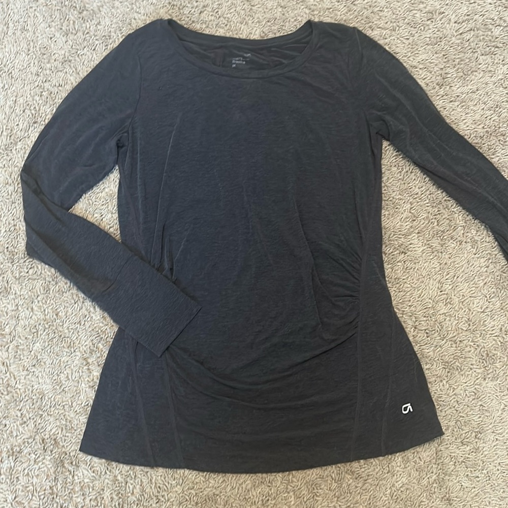 GapFit Maternity top